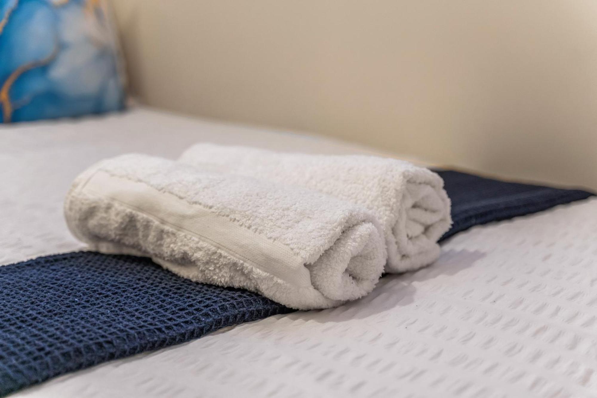 Apartment Modern Studio, Brum Centre, Wi-fi, Smart Tv, Netflix, Prime Video, Ps5, Gym Gear, Easy Access To Restaurants, Bars, Sea Life Center, Museums, New Street Station And Snowhill *